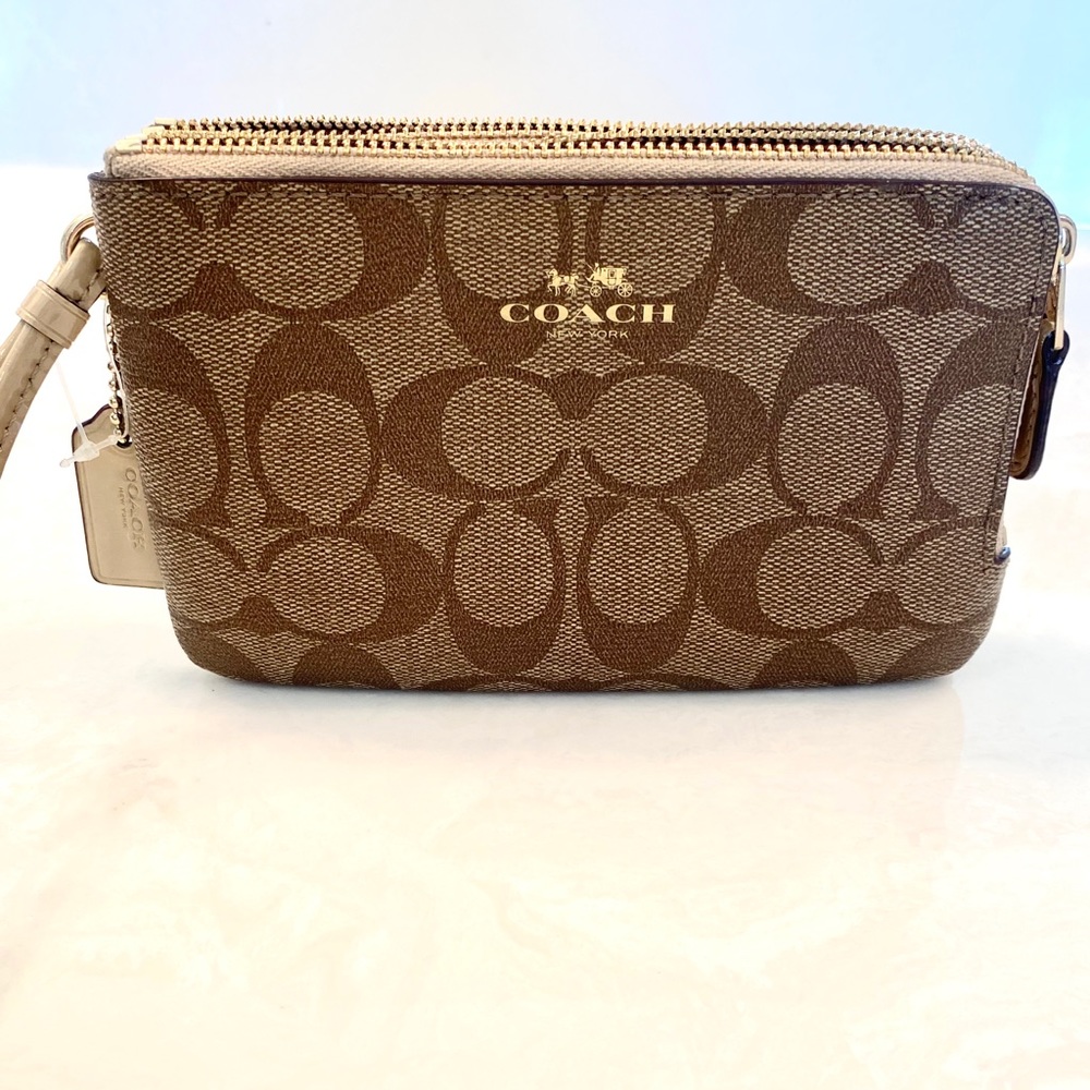 Coach wristlet wallet clutch